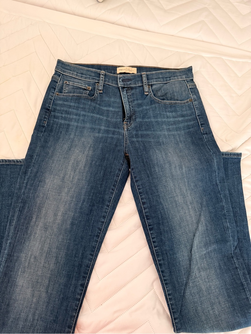 GAP Women's Medium Wash Skinny Jeans
